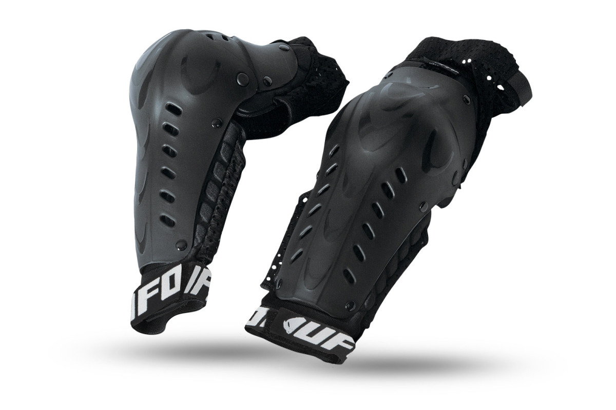 Kajam Elbow guard with Spherical movement Polyethilene shells